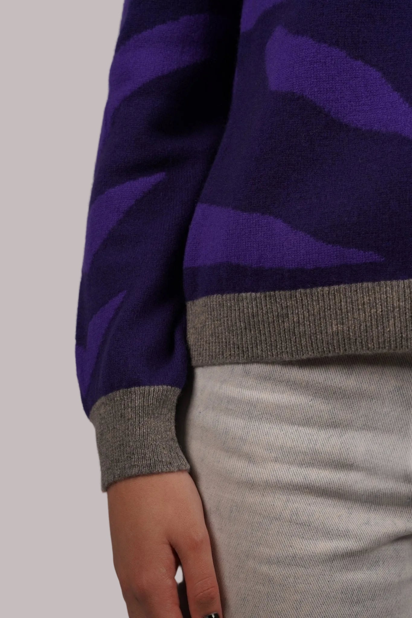 Tigris Cashmere Rounded Neck Sweater - Blue Sky Cashmere