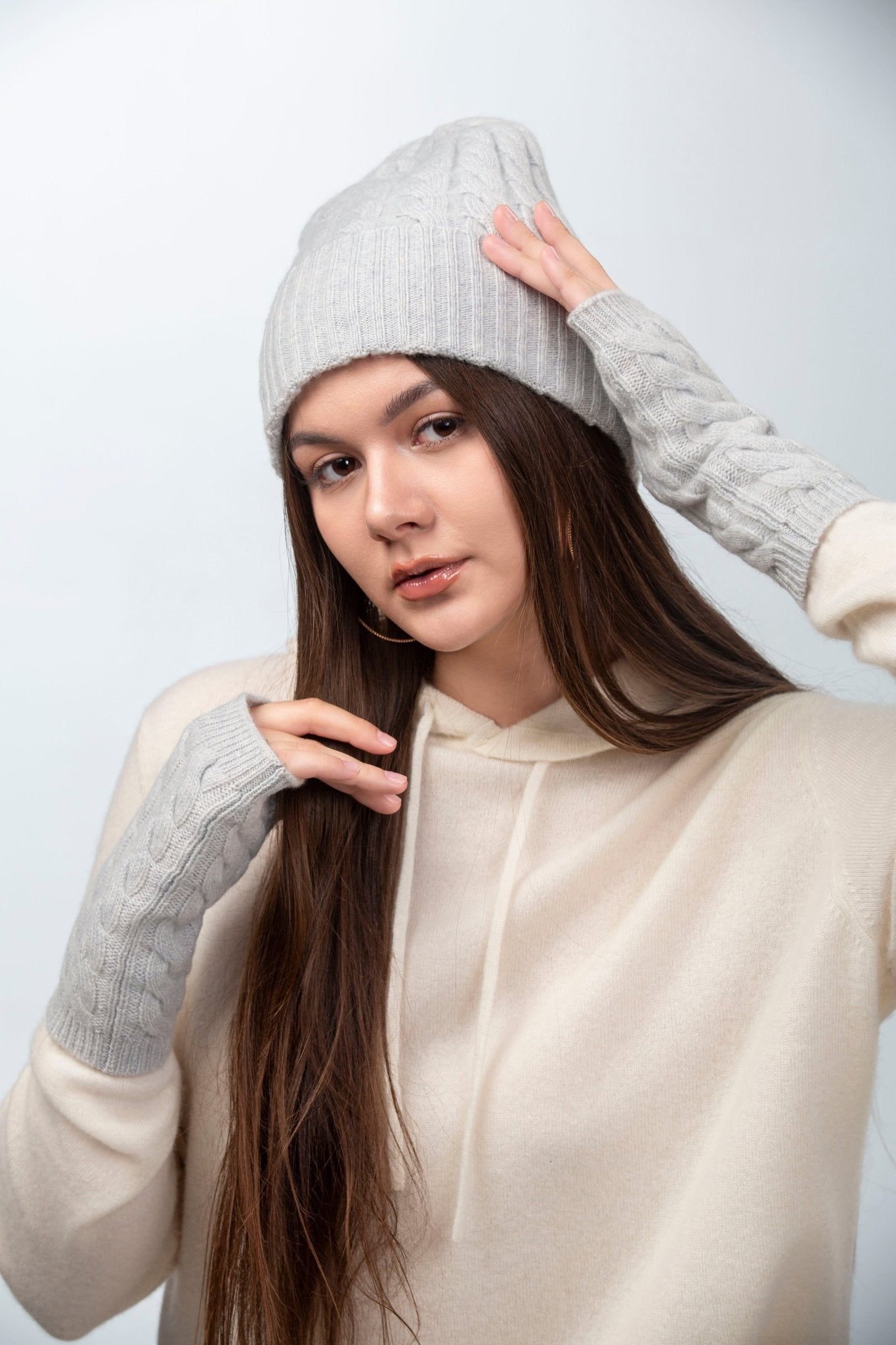 Victoria Cashmere Knitted beanie - Blue Sky Cashmere